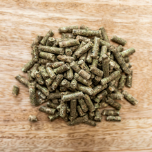 Laden Sie das Bild in den Galerie-Viewer, Fohlengold Classic 25 kg