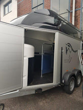 Laden Sie das Bild in den Galerie-Viewer, 2-Pferde-Anhänger verschiedene Modelle