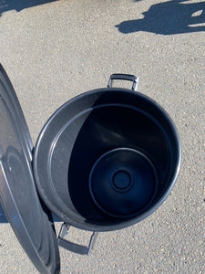 Futtertonne schwarz 80L zum Verschließen